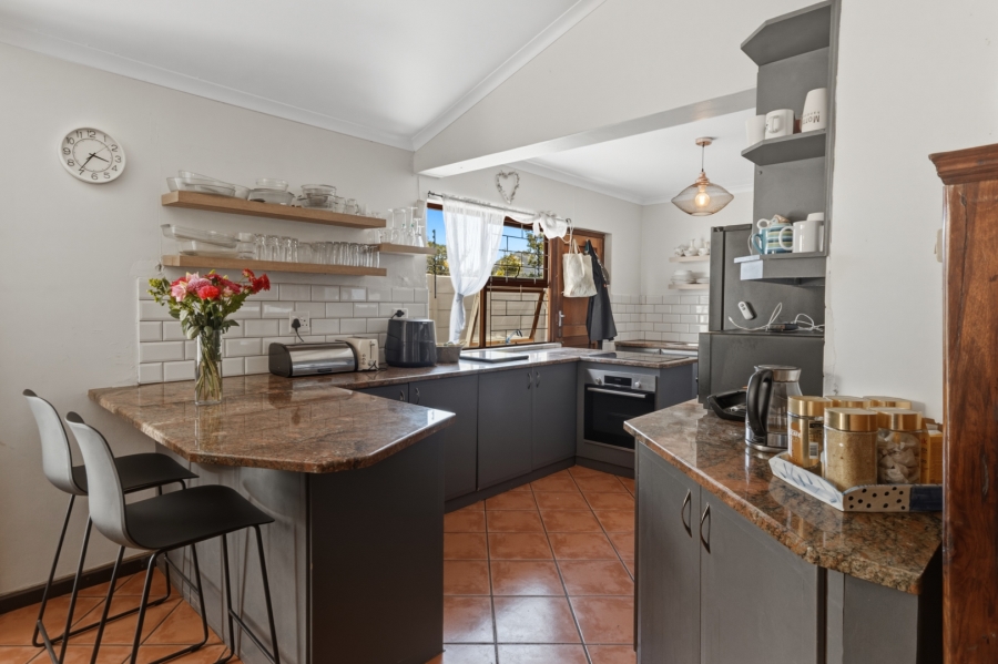 4 Bedroom Property for Sale in Bay Park Western Cape